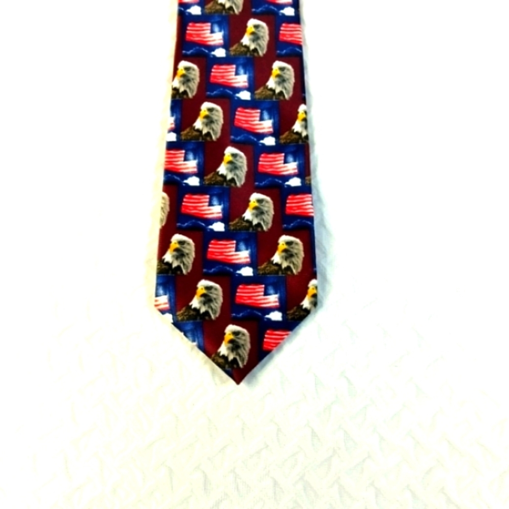 Davvero Benino tie Eagle American flag patriotic election party R/W/B